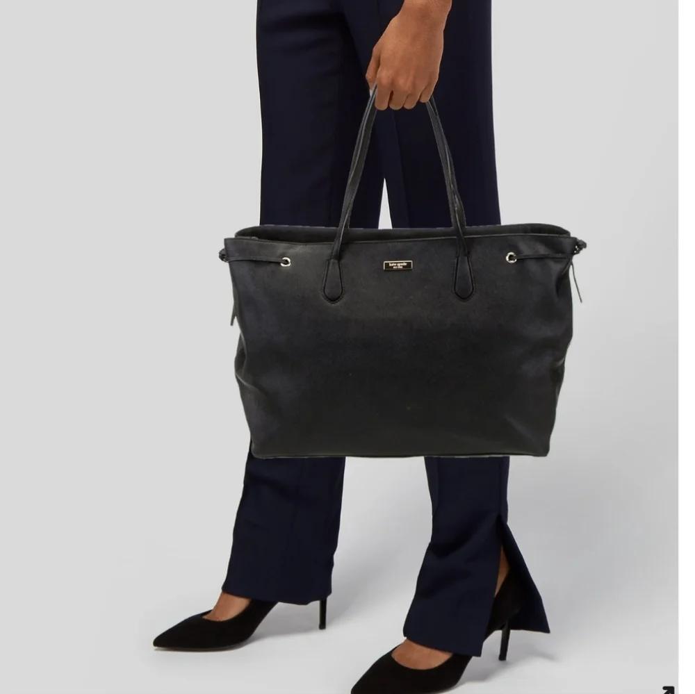 Kate Spade Ari Laurel Way, Saffiano Leather Tote‎ Bag